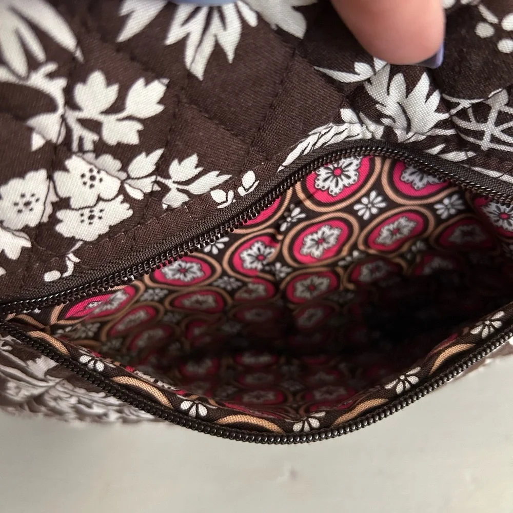 Retired Vera Bradley Imperial Toile Crossbody - Winter 2009 - Picture 5 of 8